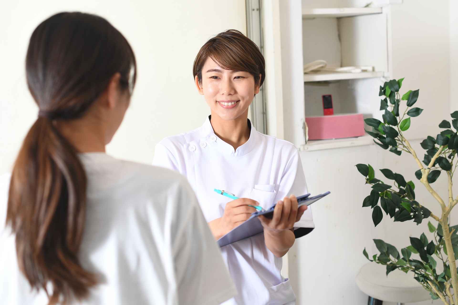 ヘルニア・坐骨神経痛・脊柱管狭窄症施術イメージ